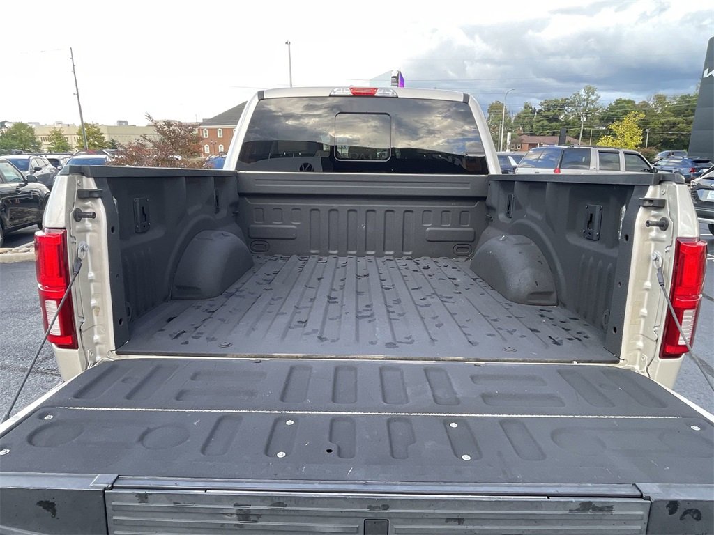 Used 2018 Ford F150 Lariat w/ Equipment Group 501A Mid image 38