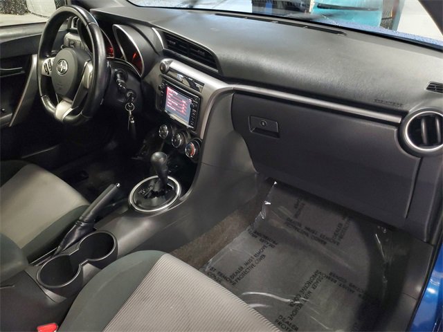 Used 2015 Scion tC image 18