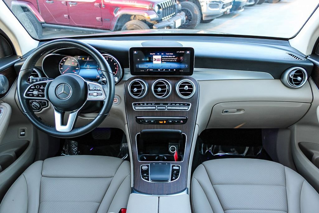 Used 2020 Mercedes-Benz GLC 300 image 13