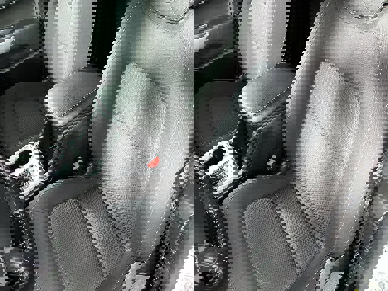 Used 2022 Chevrolet Colorado LT w/ Fleet Safety Package image 15