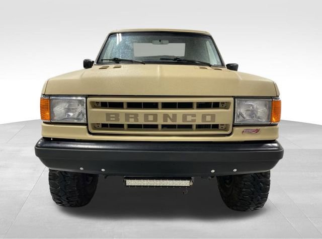 Used 1989 Ford Bronco Custom image 3