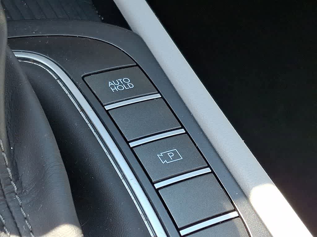Used 2024 Hyundai Kona SEL AWD/4WD image 25