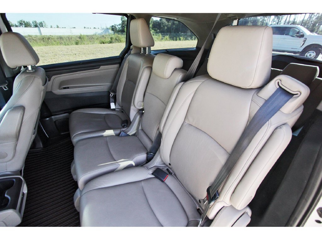 Used 2023 Honda Odyssey Touring image 13