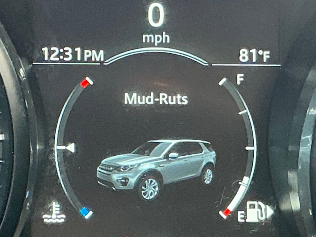 Used 2019 Land Rover Discovery Sport SE image 6