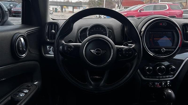 Used 2019 MINI Cooper Countryman S image 10