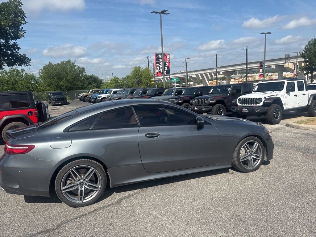 Used 2018 Mercedes-Benz E 400 Coupe image 10