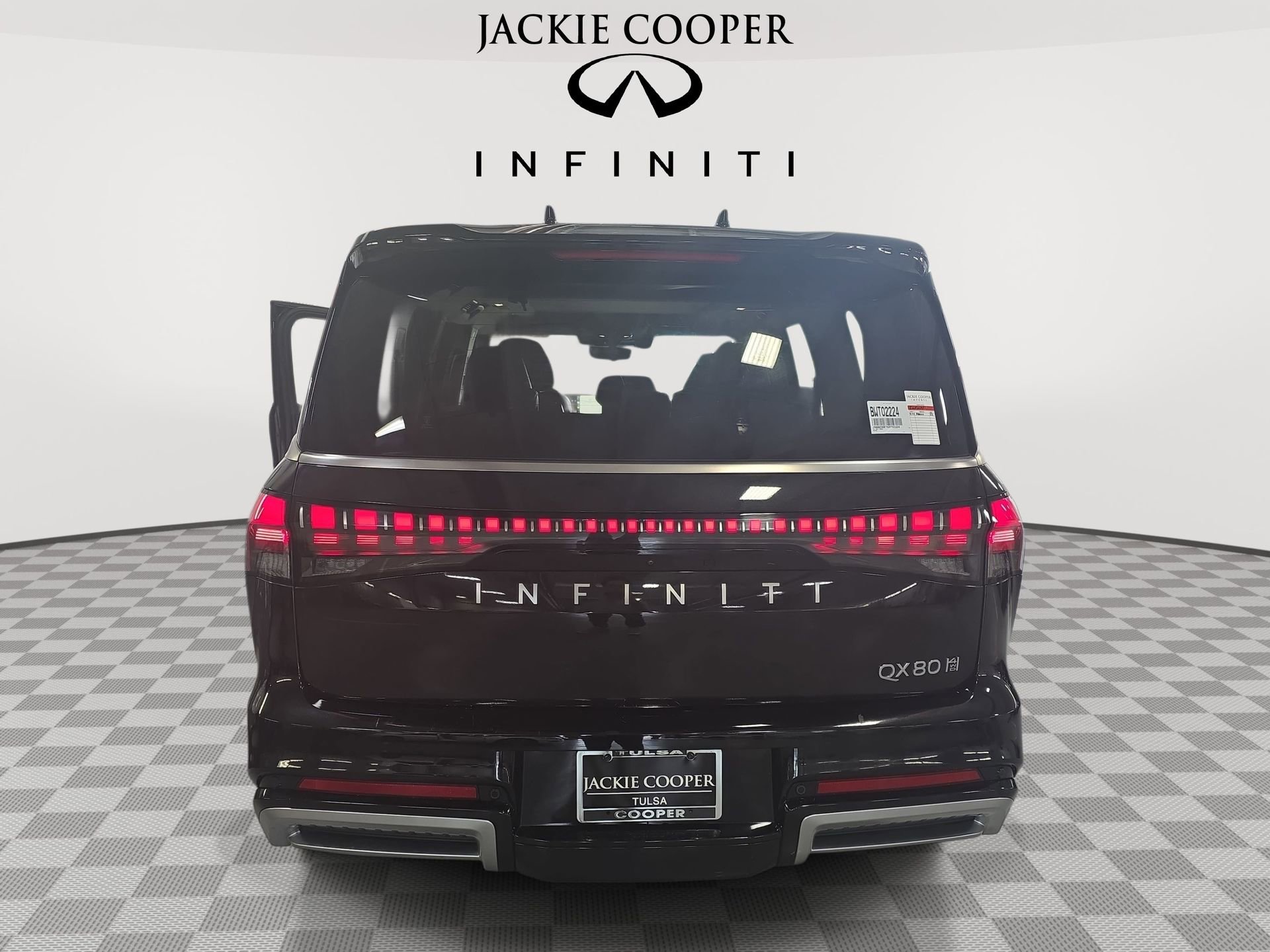 Certified 2025 INFINITI QX80 Sensory AWD/4WD image 6