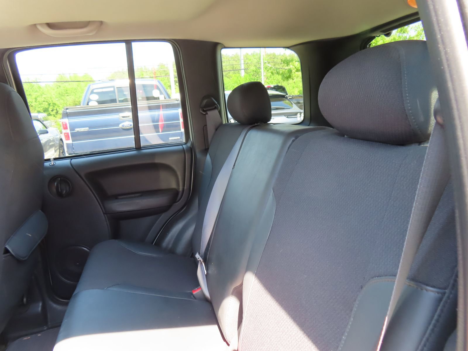 Used 2003 Jeep Liberty Renegade AWD/4WD image 30