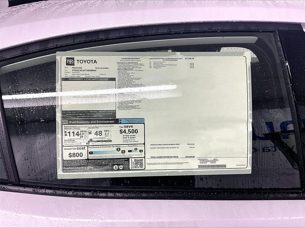 New 2026 Toyota Prius Plug-In Hybrid FWD image 18