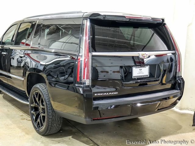 Used 2019 Cadillac Escalade ESV Premium Luxury AWD/4WD image 5