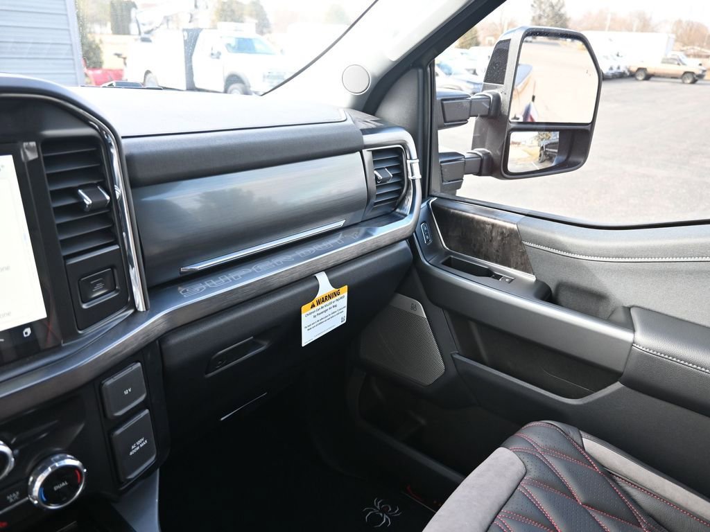 New 2026 Ford F250 Lariat w/ Black Appearance Package image 21