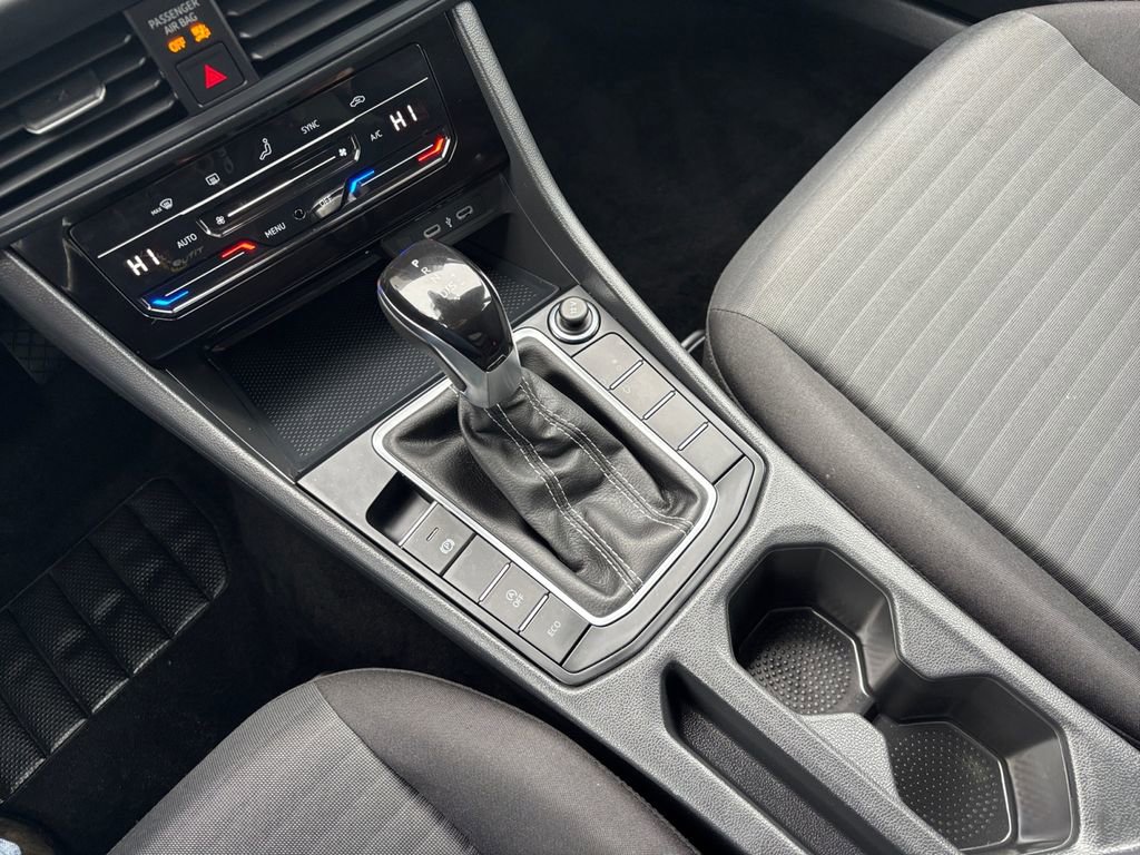 Used 2025 Volkswagen Jetta S image 21