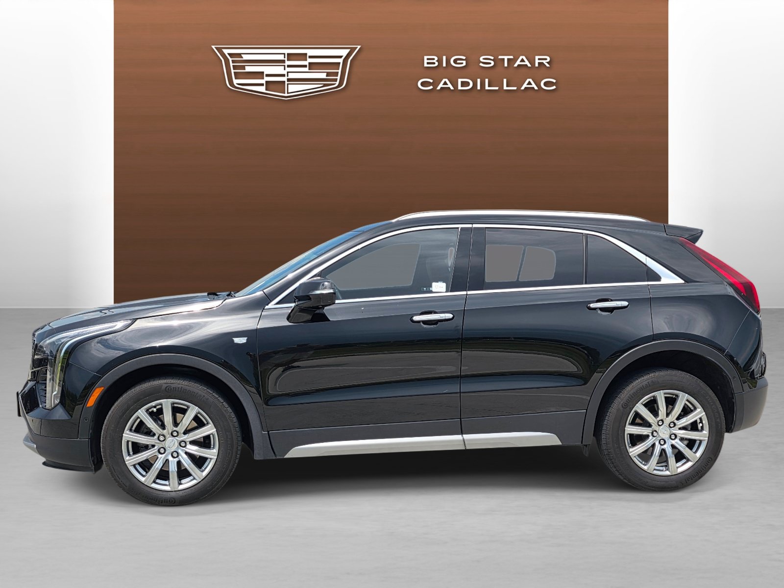 Certified 2023 Cadillac XT4 Premium Luxury w/ Technology Package FWD image 2