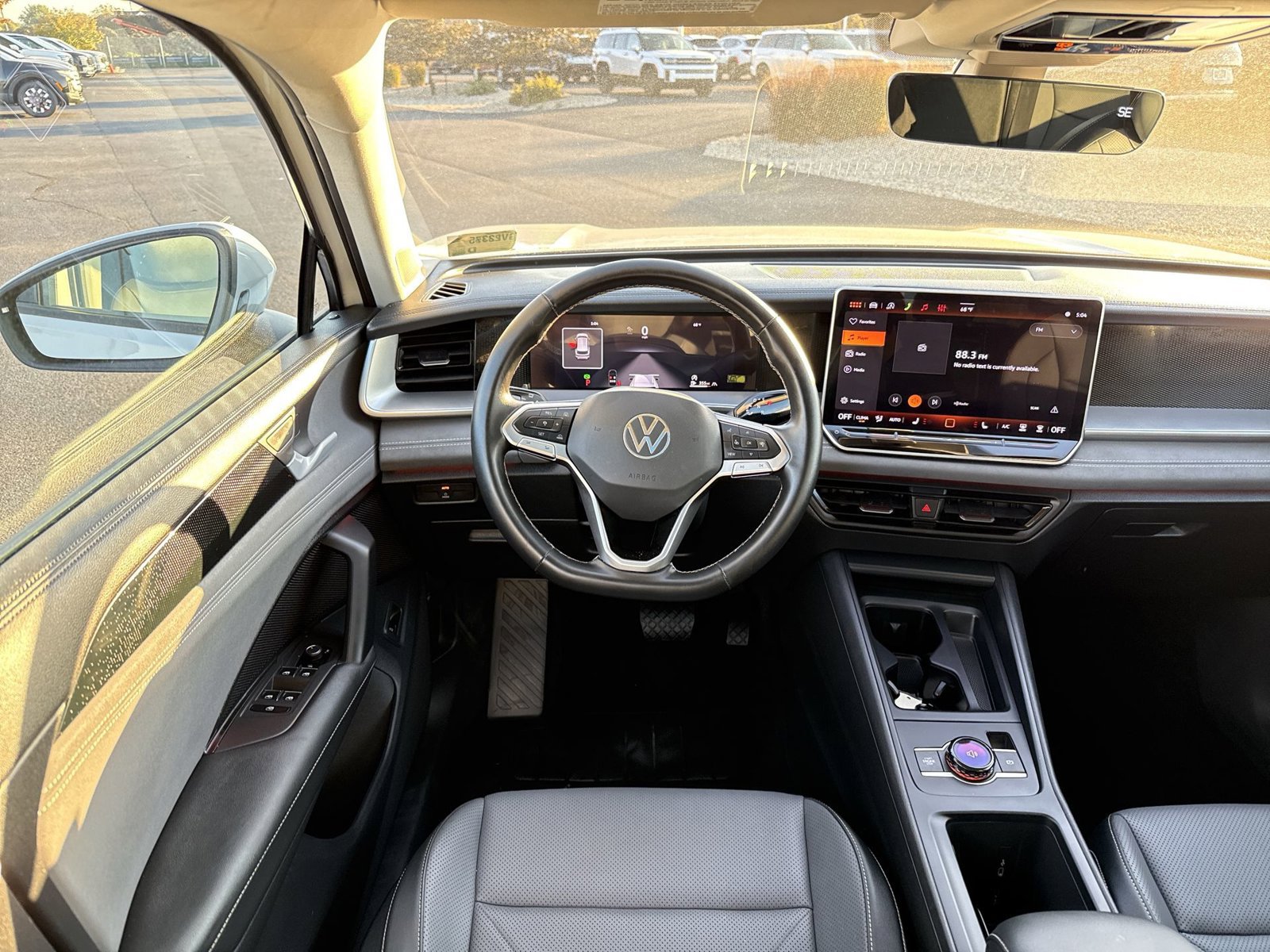 Used 2026 Volkswagen Tiguan SE AWD/4WD image 17