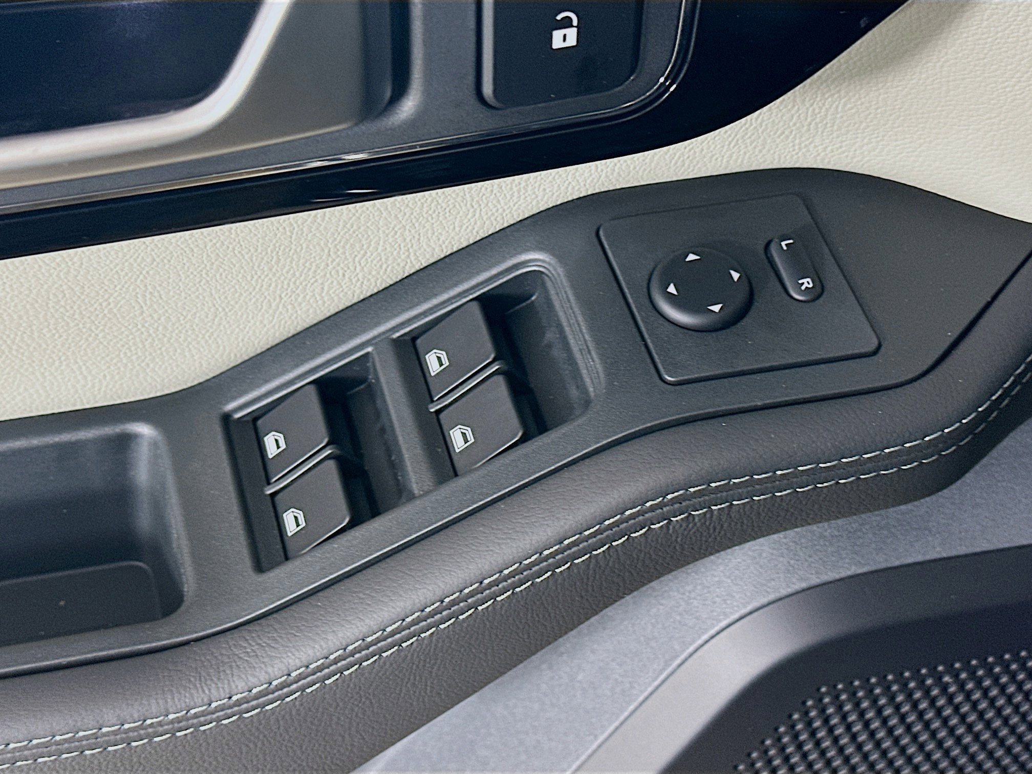 New 2025 INEOS Grenadier Fieldmaster Edition image 18