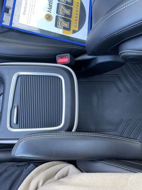 Used 2024 Chrysler Pacifica Touring-L image 10