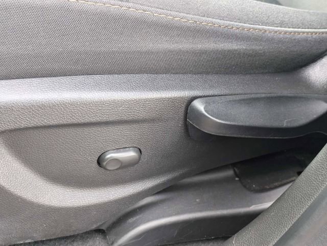 Used 2020 Chevrolet Trax LT image 20