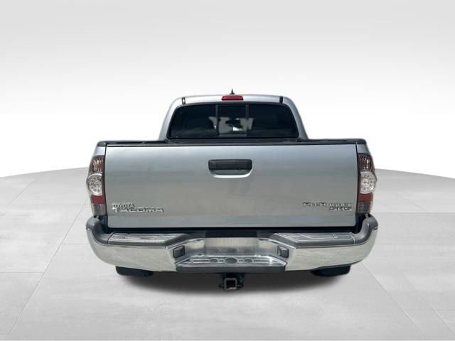 Used 2014 Toyota Tacoma PreRunner w/ SR5 Package RWD image 8