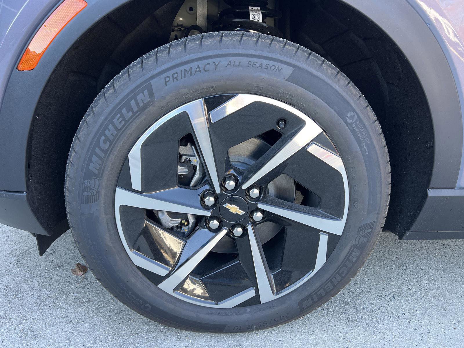 New 2026 Chevrolet Equinox EV LT image 29