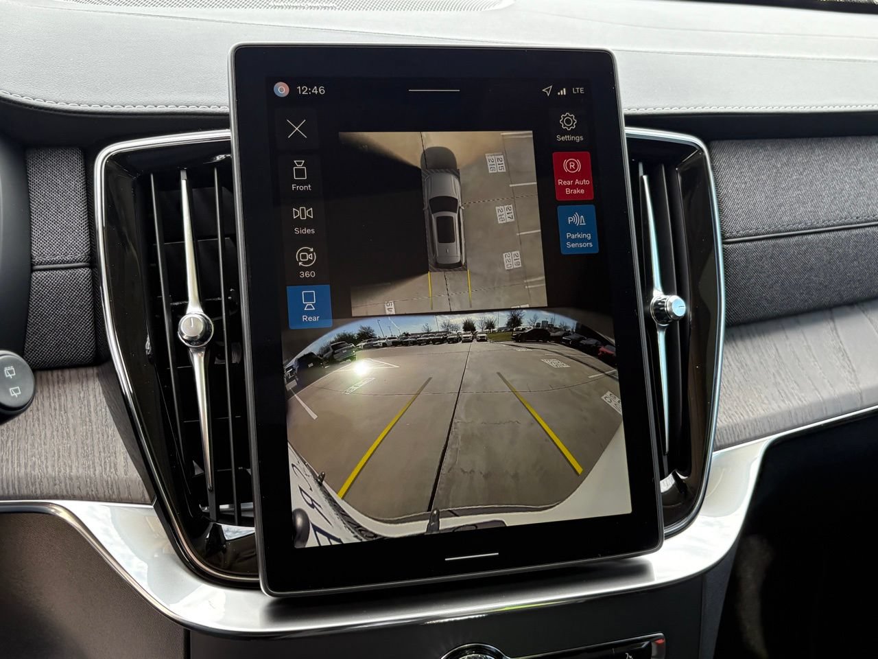 New 2026 Volvo XC90 B6 Ultra AWD/4WD image 18