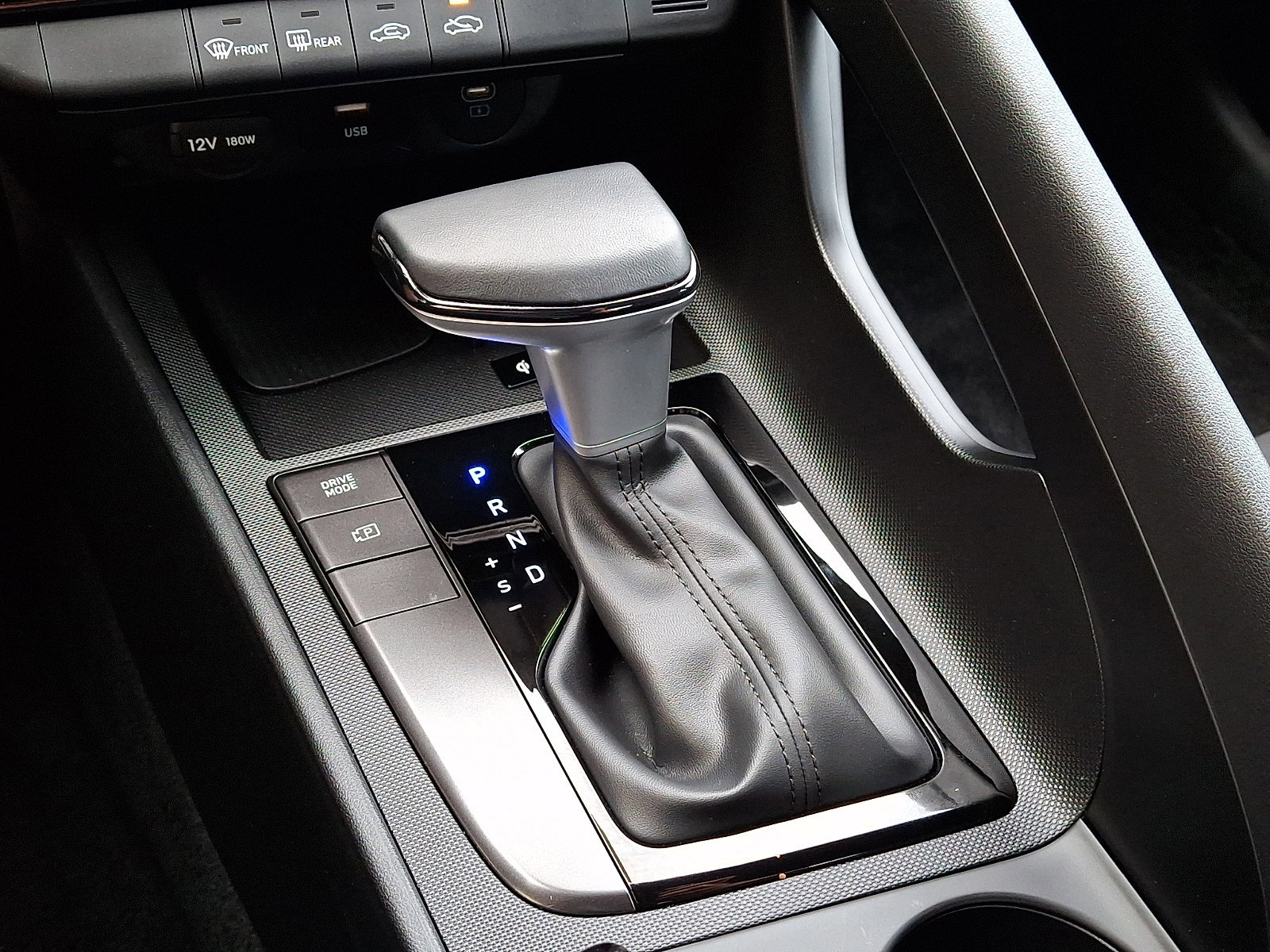 Certified 2025 Hyundai Elantra Sport FWD image 14