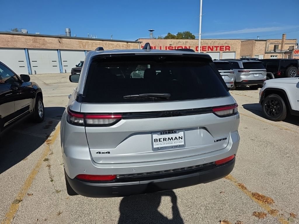 New 2025 Jeep Grand Cherokee Limited w/ Luxury Tech Group II image 6