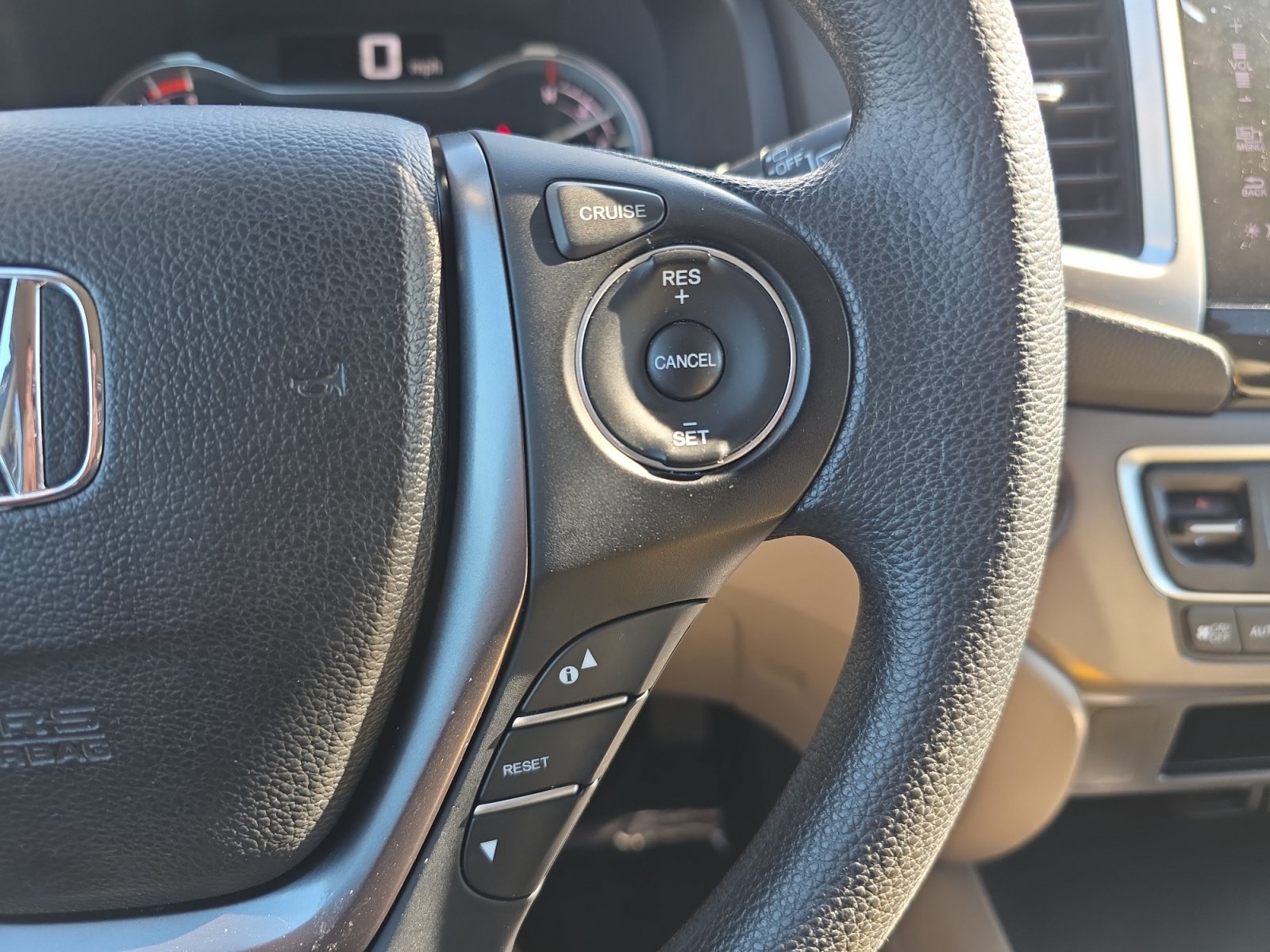 Used 2016 Honda Pilot EX image 18