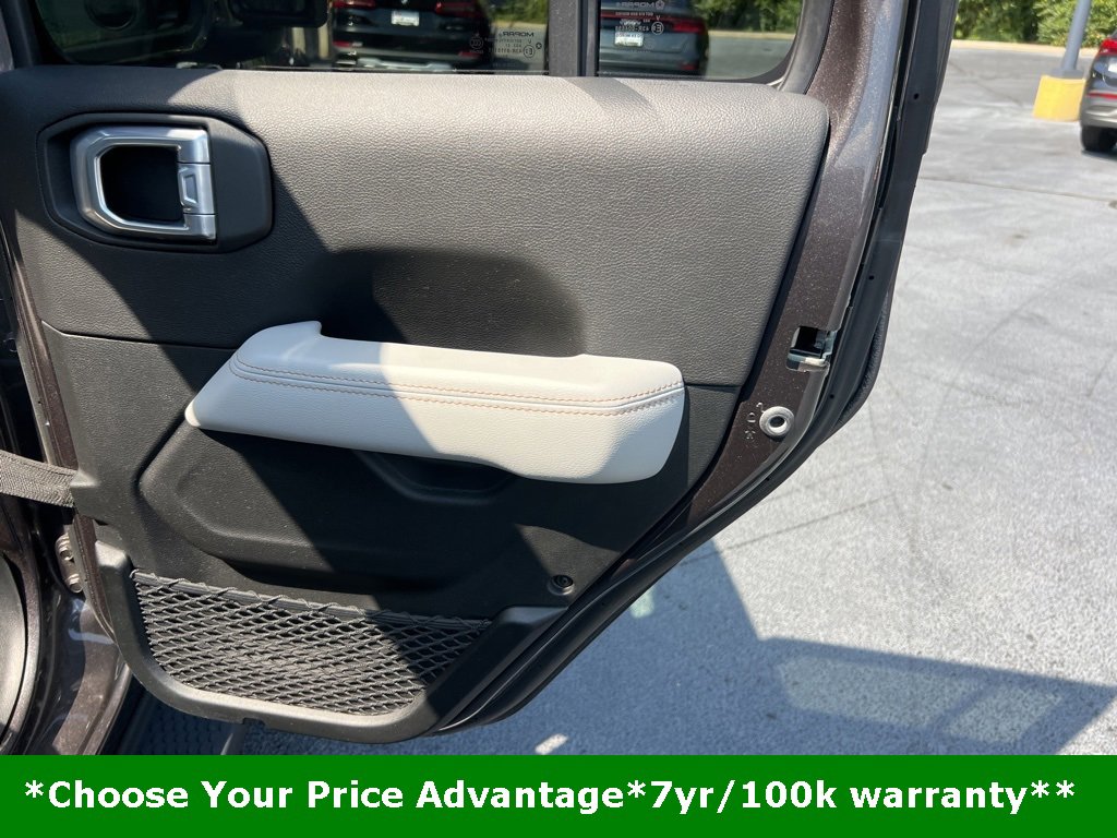 Used 2021 Jeep Wrangler Unlimited Sahara image 23
