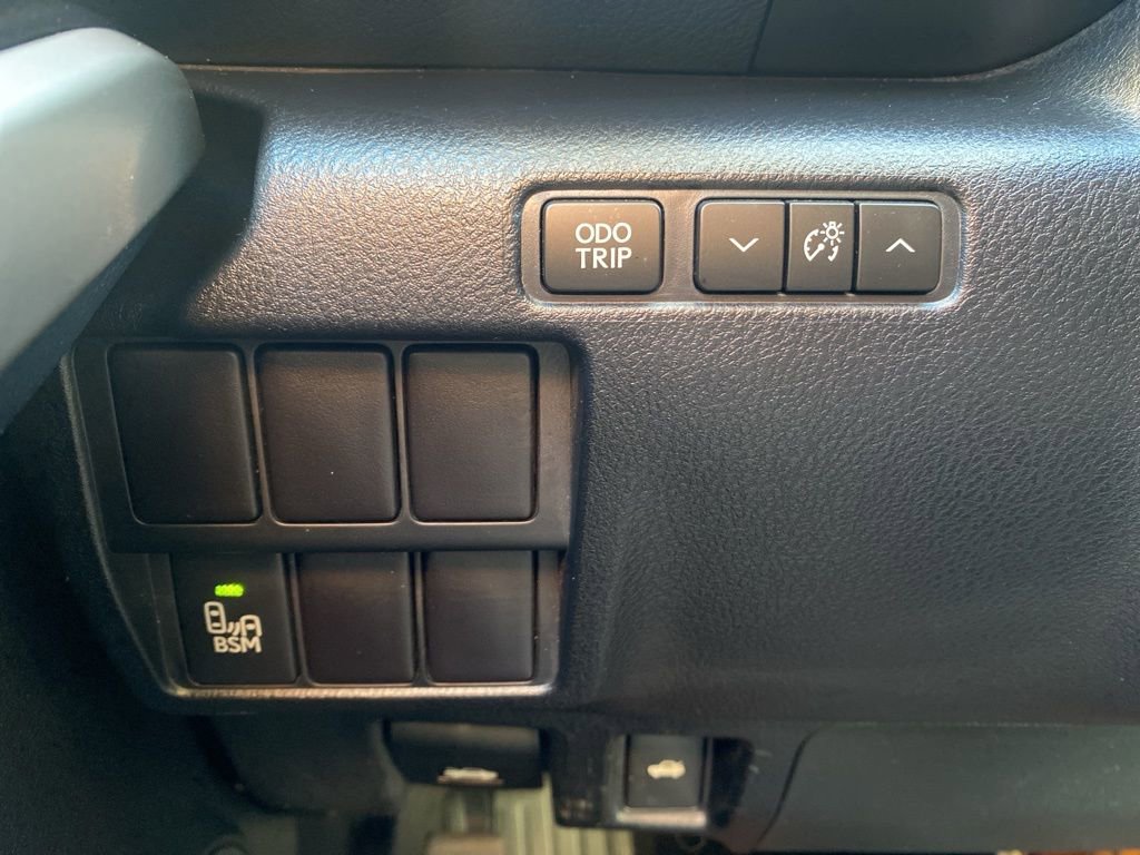 Used 2015 Lexus IS 250 AWD image 22