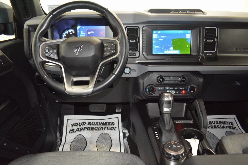 Used 2023 Ford Bronco Big Bend image 3