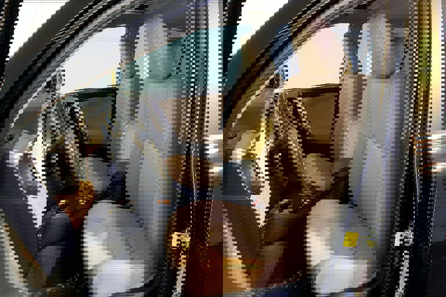 Used 2015 Toyota RAV4 Limited image 8