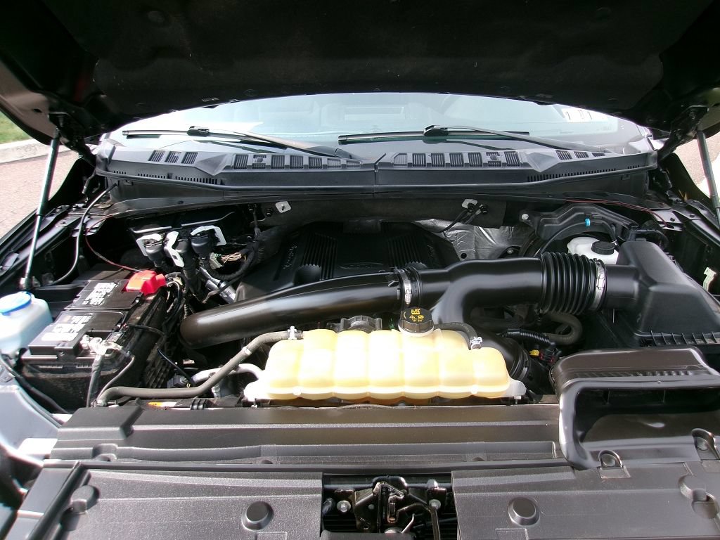 Used 2020 Ford F150 XLT w/ Equipment Group 302A Luxury AWD/4WD image 18