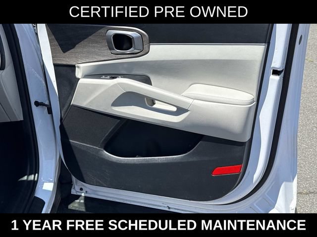 Used 2023 Kia Sorento EX w/ Panoramic Sunroof Package FWD image 8