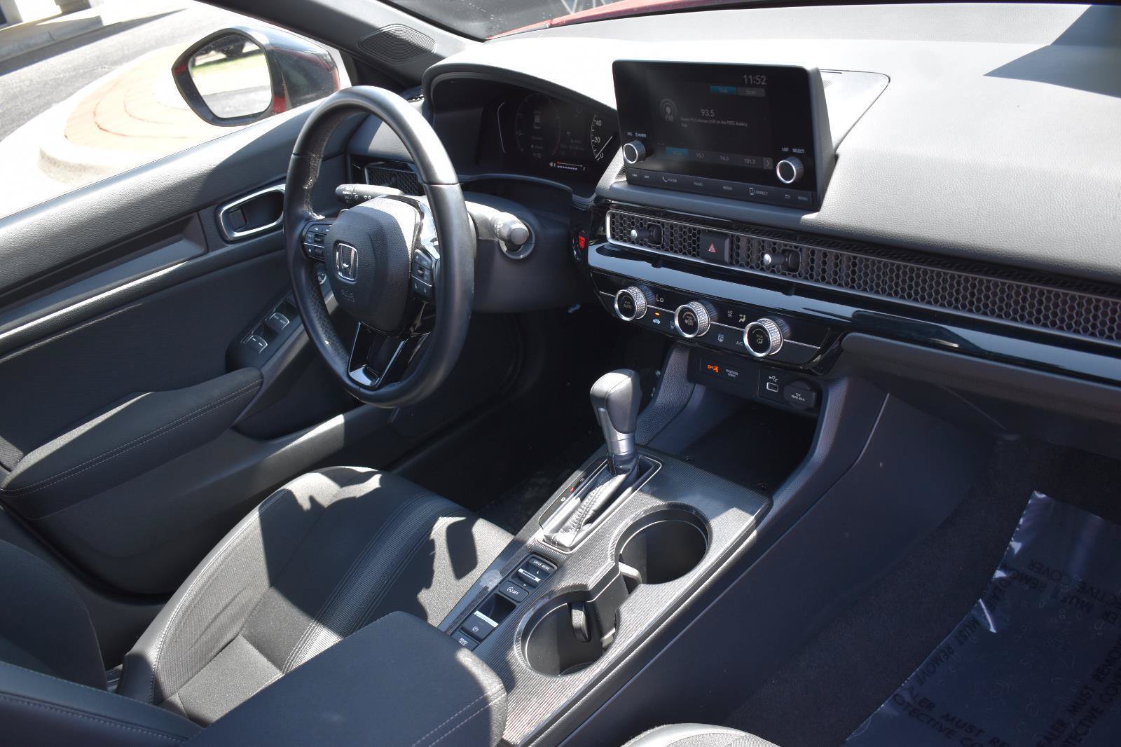 Used 2024 Honda Civic Sport image 11
