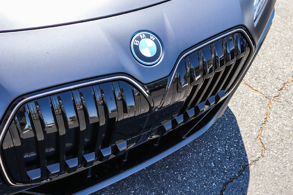 Used 2026 BMW i7 xDrive60 AWD/4WD image 11