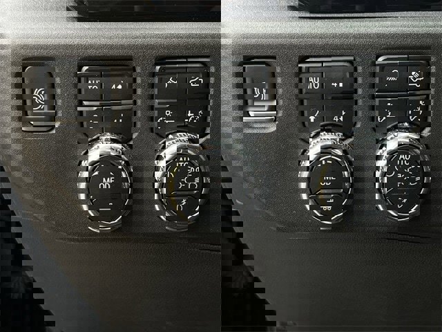 Used 2023 GMC Sierra 1500 SLT w/ SLT Premium Plus Package image 26