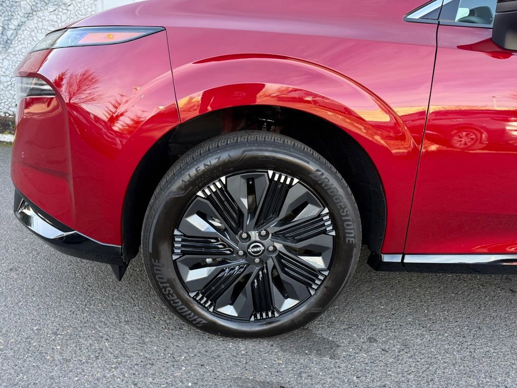 Used 2025 Nissan Murano Platinum image 11