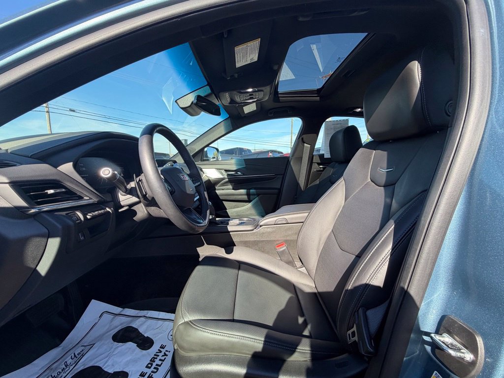 Used 2024 Cadillac CT4 Premium Luxury AWD/4WD image 10