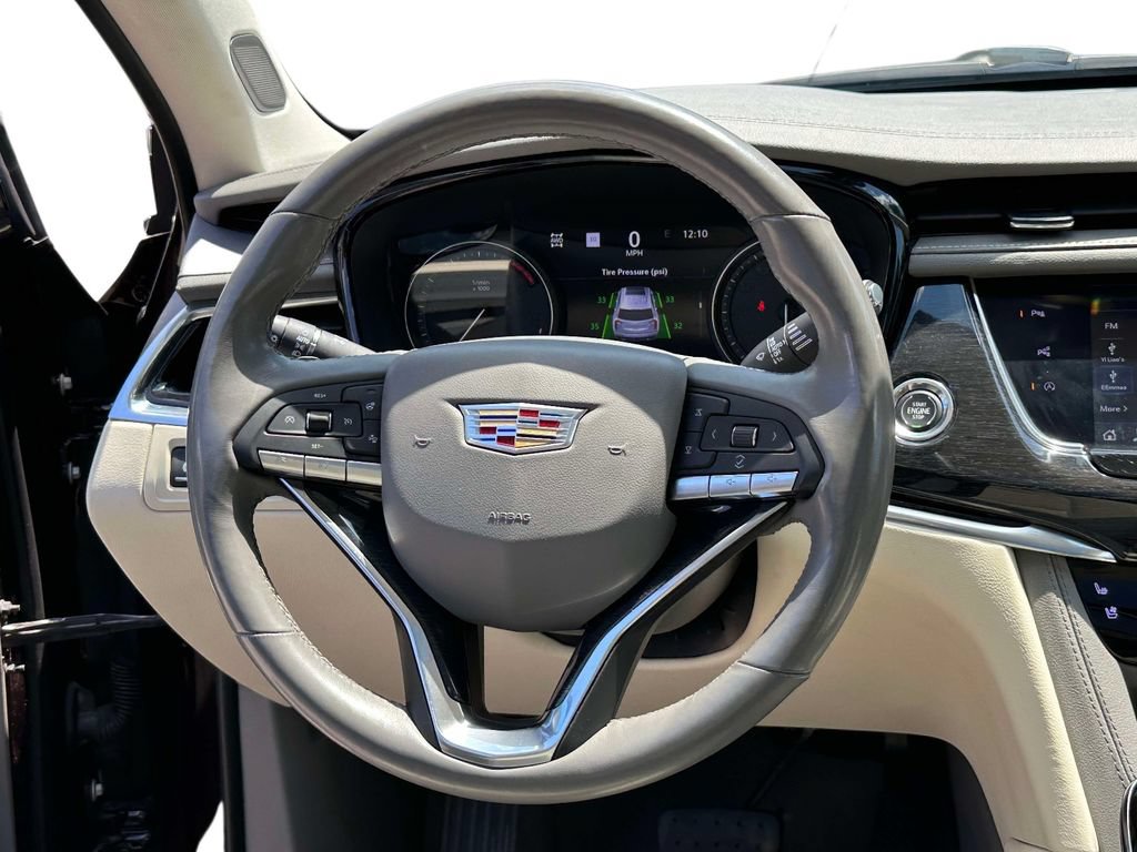 Used 2020 Cadillac XT6 Premium Luxury AWD/4WD image 13