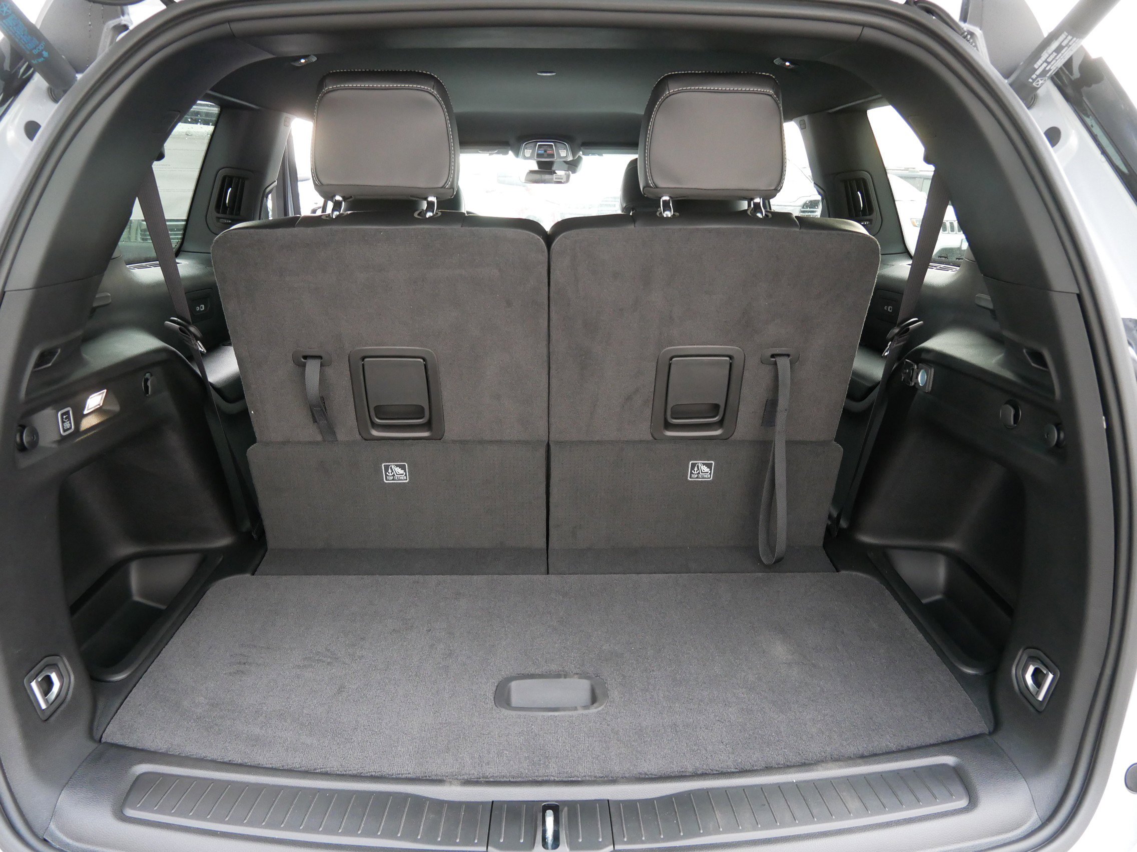 New 2025 Jeep Grand Cherokee L Limited w/ Black Appearance Package image 7