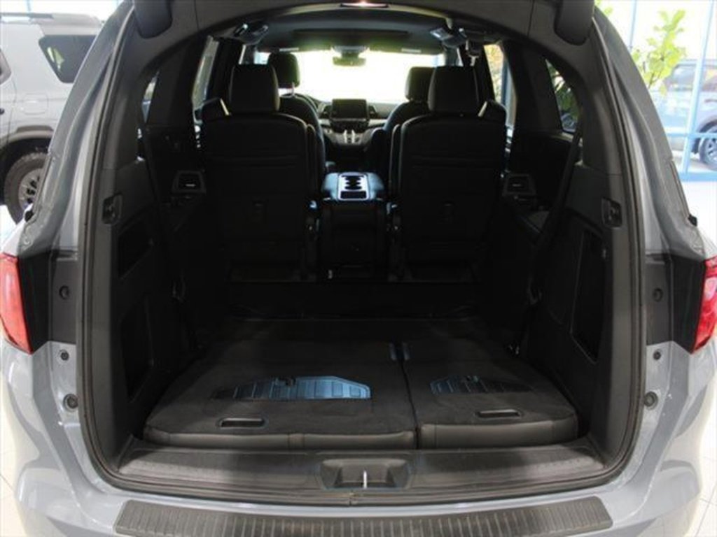 Certified 2023 Honda Odyssey Sport image 18
