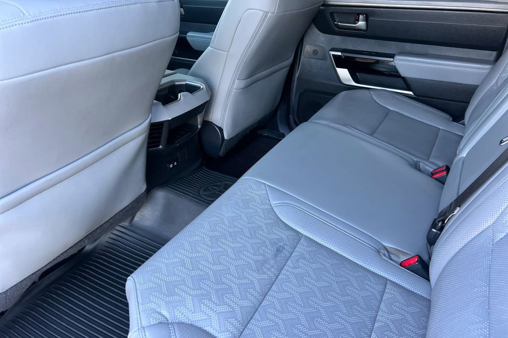 Used 2024 Toyota Tundra Limited AWD/4WD image 15
