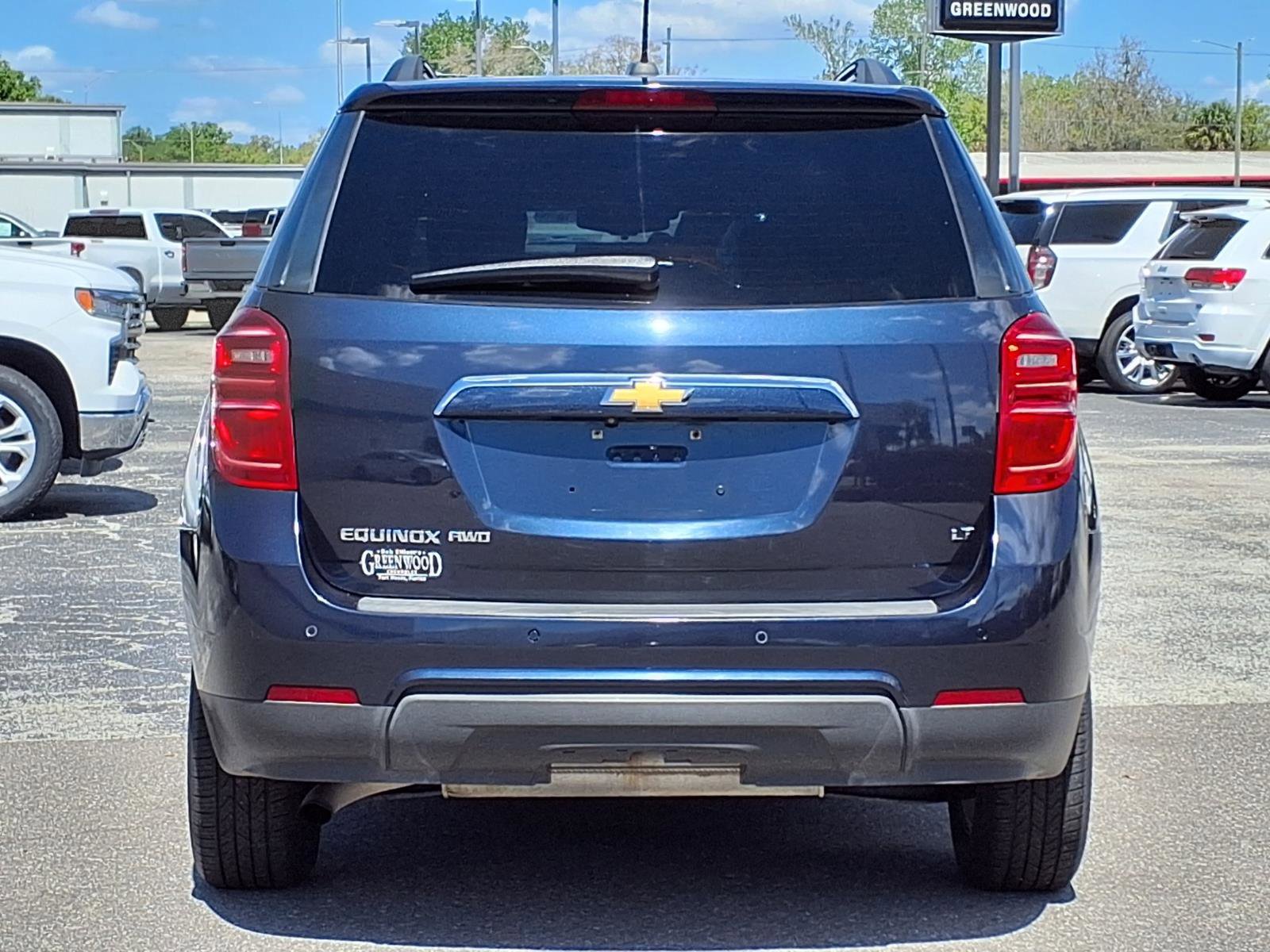 Used 2017 Chevrolet Equinox LT w/ Driver Confidence Package II AWD/4WD image 5
