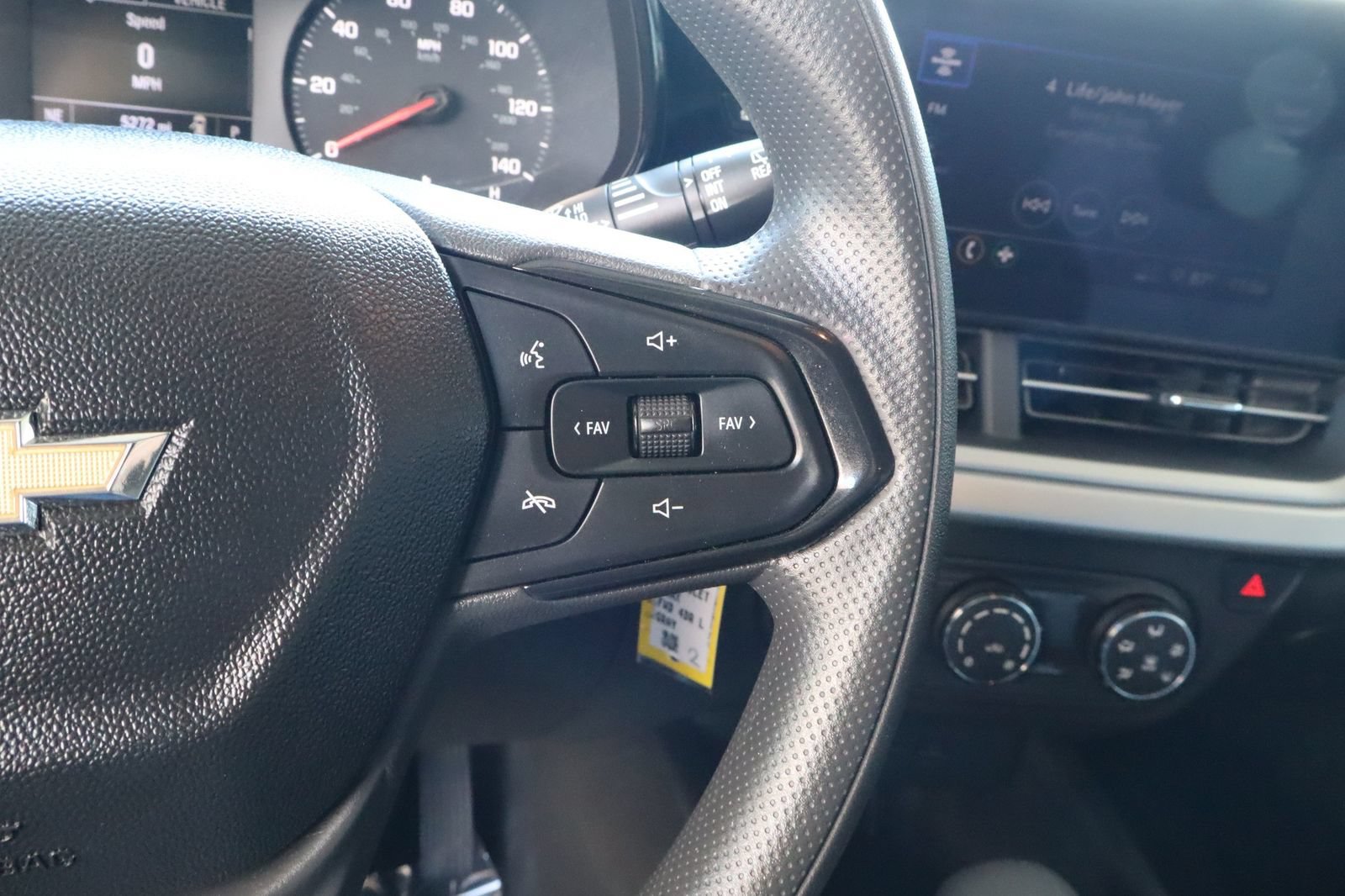 Used 2024 Chevrolet Trax LS FWD image 25