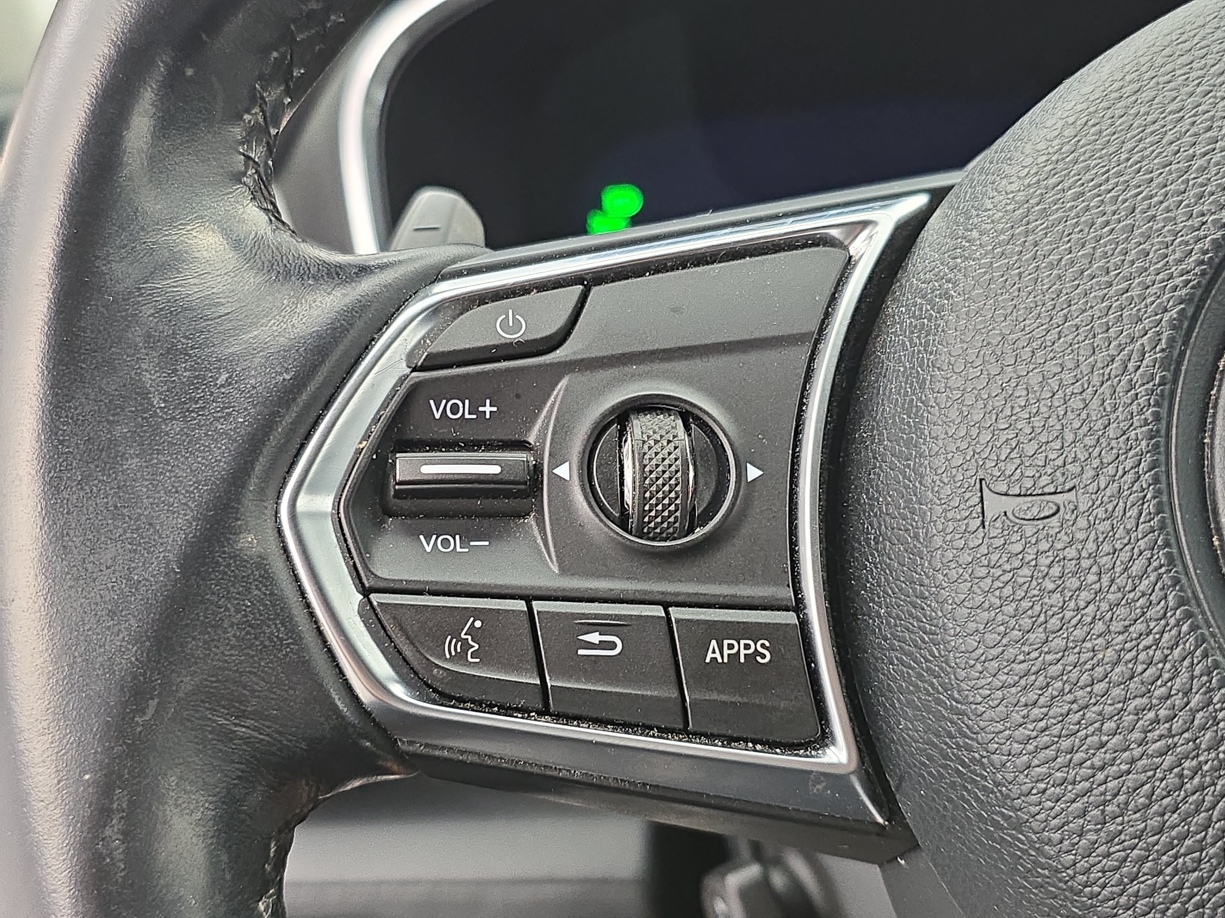 Used 2023 Acura MDX w/ Technology Package AWD/4WD image 18