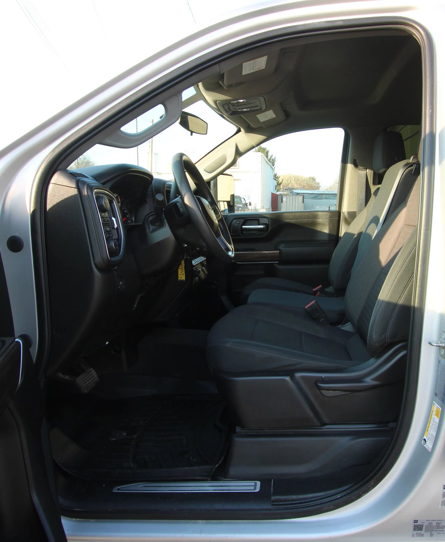 Used 2022 Chevrolet Silverado 3500 LT image 9
