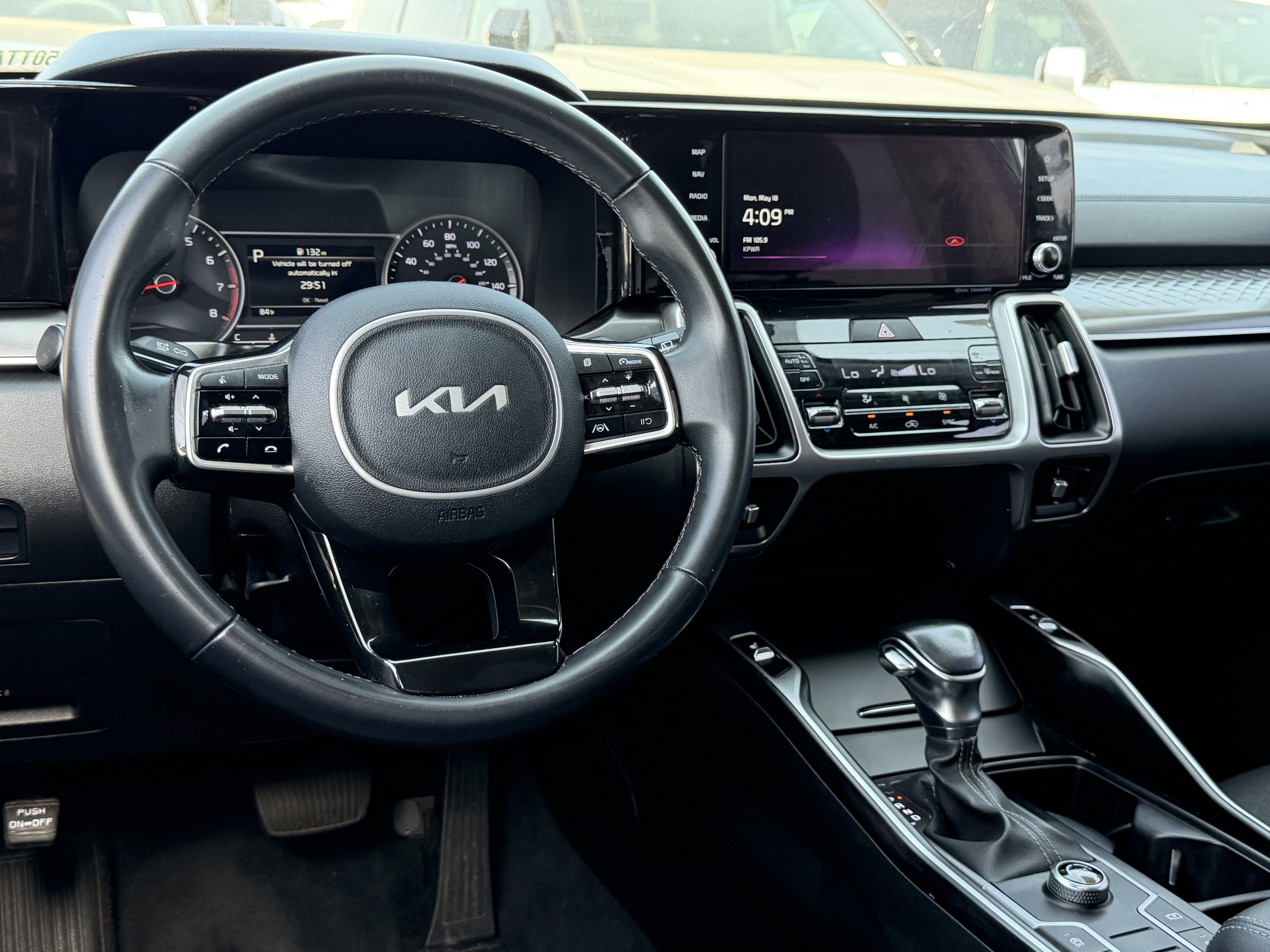 Certified 2022 Kia Sorento S w/ Panoramic Sunroof Package FWD image 26
