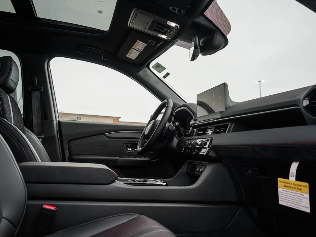 New 2026 Honda Pilot Black Edition image 11