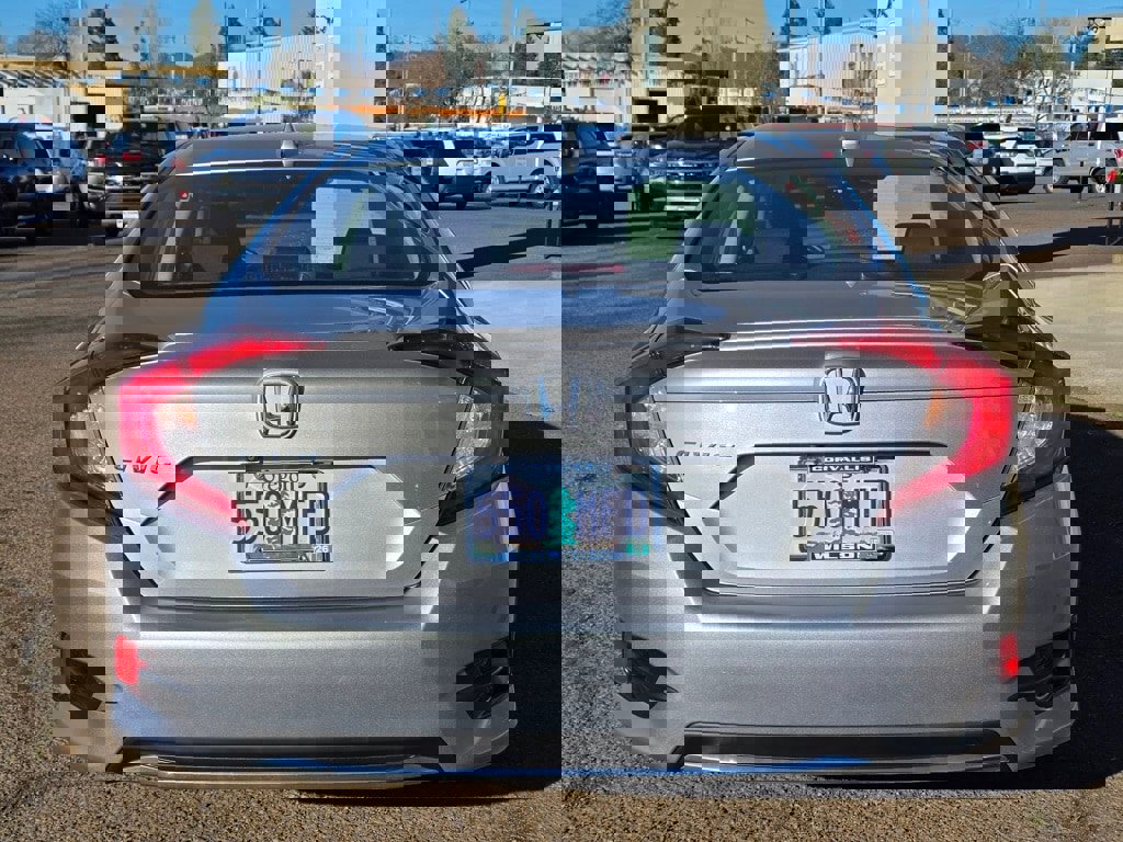 Used 2019 Honda Civic EX image 7