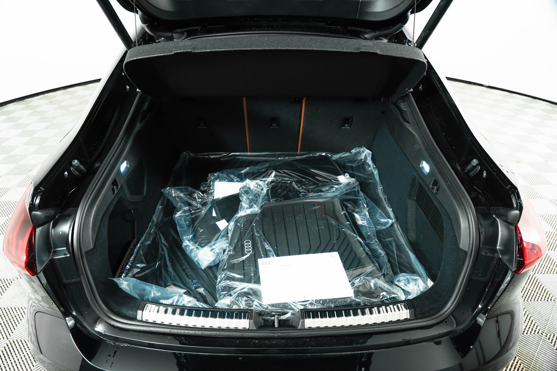 New 2025 Audi A5 2.0T Premium Plus image 32